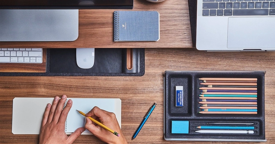 Weekly Desk Organization